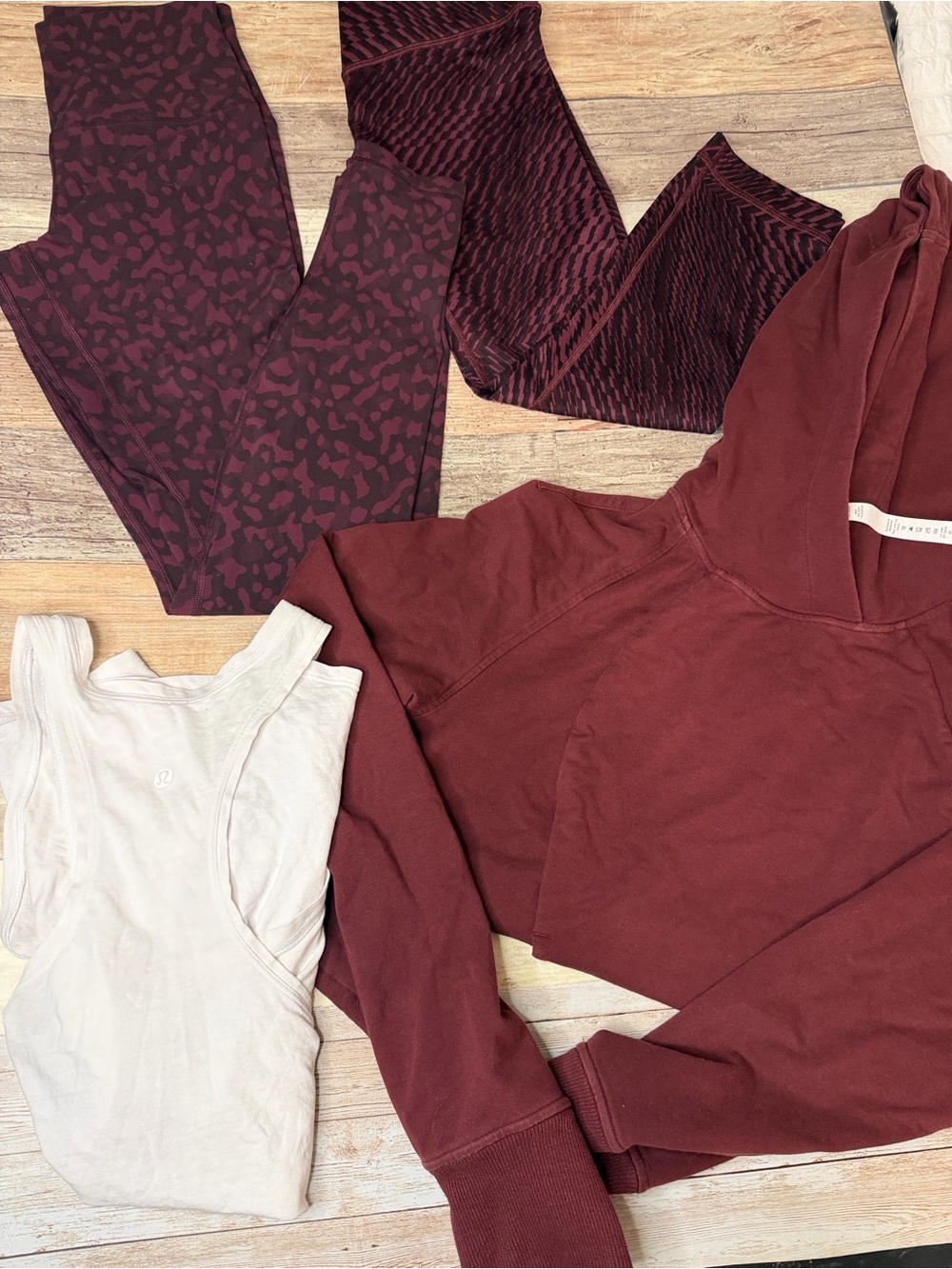 Lululemon LOT: Maroon hoodie, 2 leggings, 1 tank